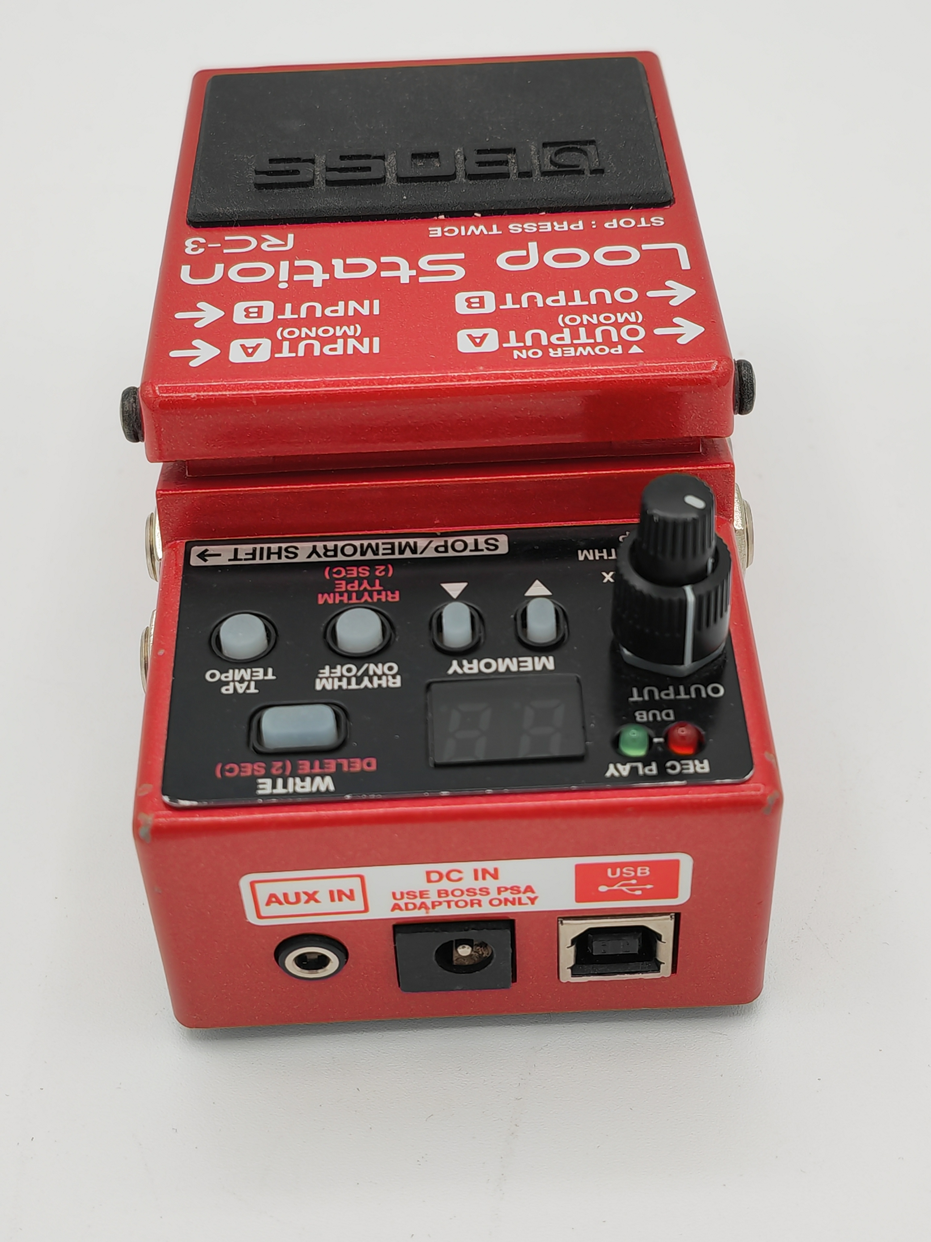 Pre-owned Boss RC-3 Loop Station Guitar Looper Pedal w/ Manual